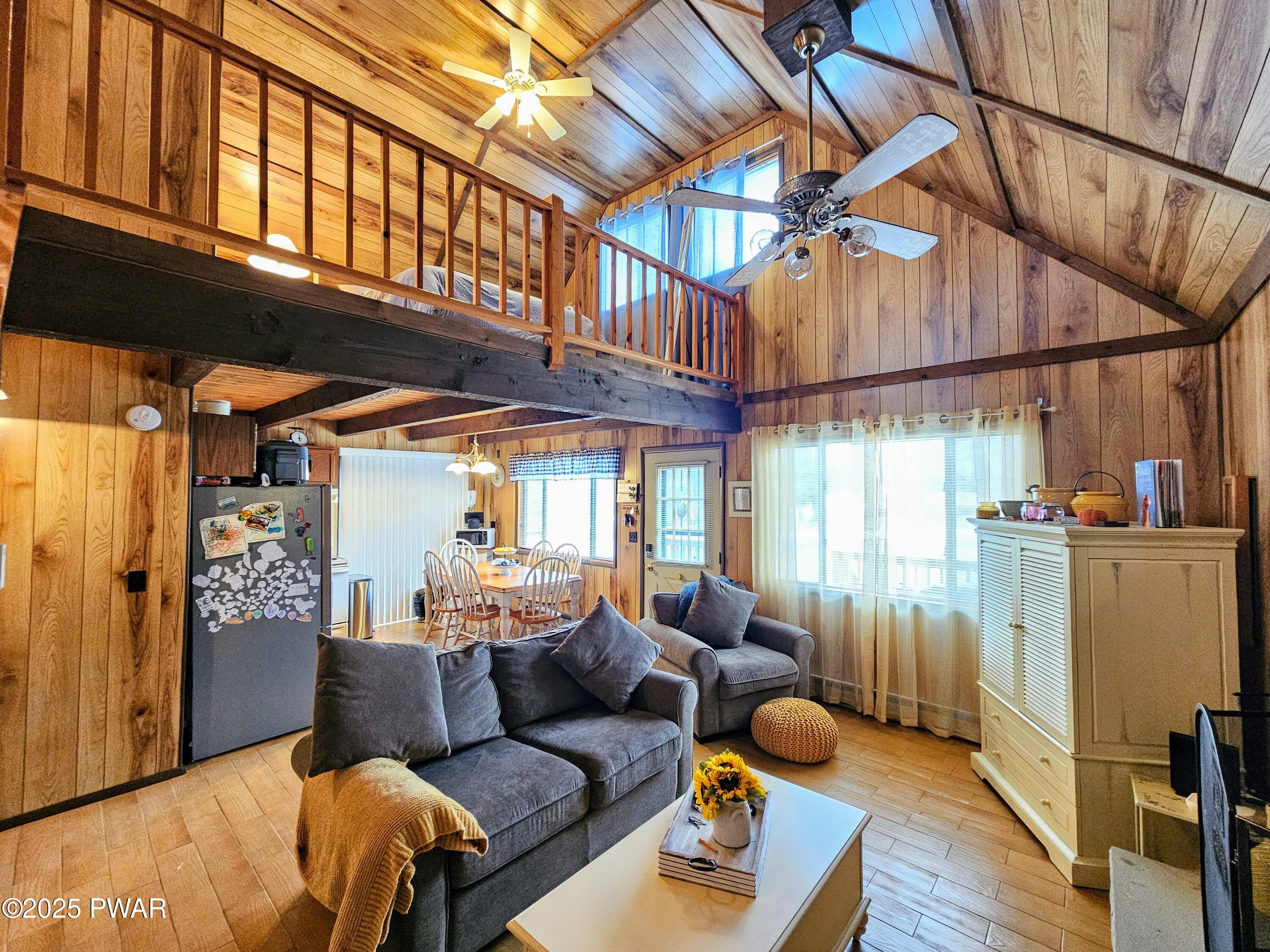 12 Grandview Drive
