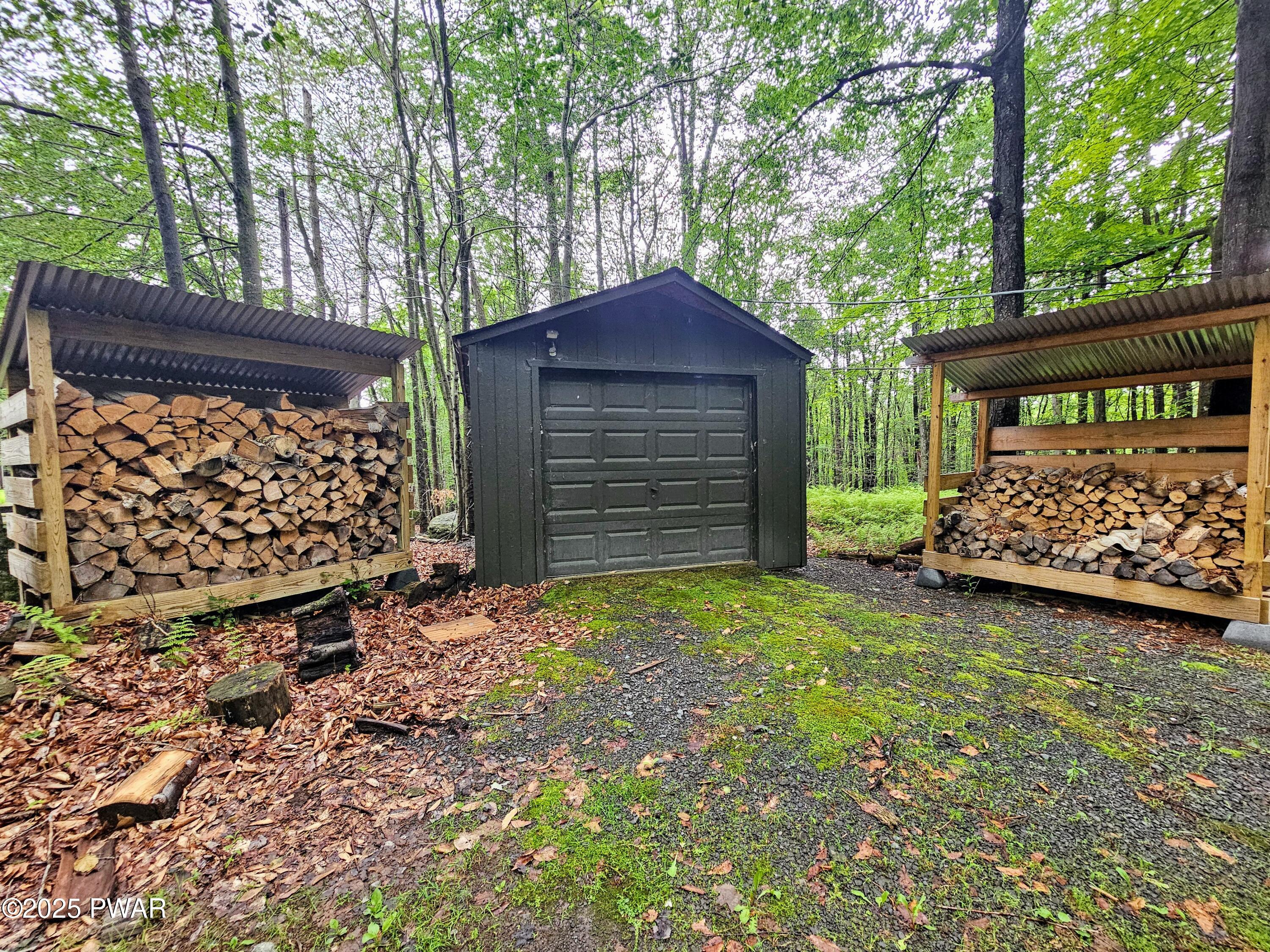 23 Highland Lane