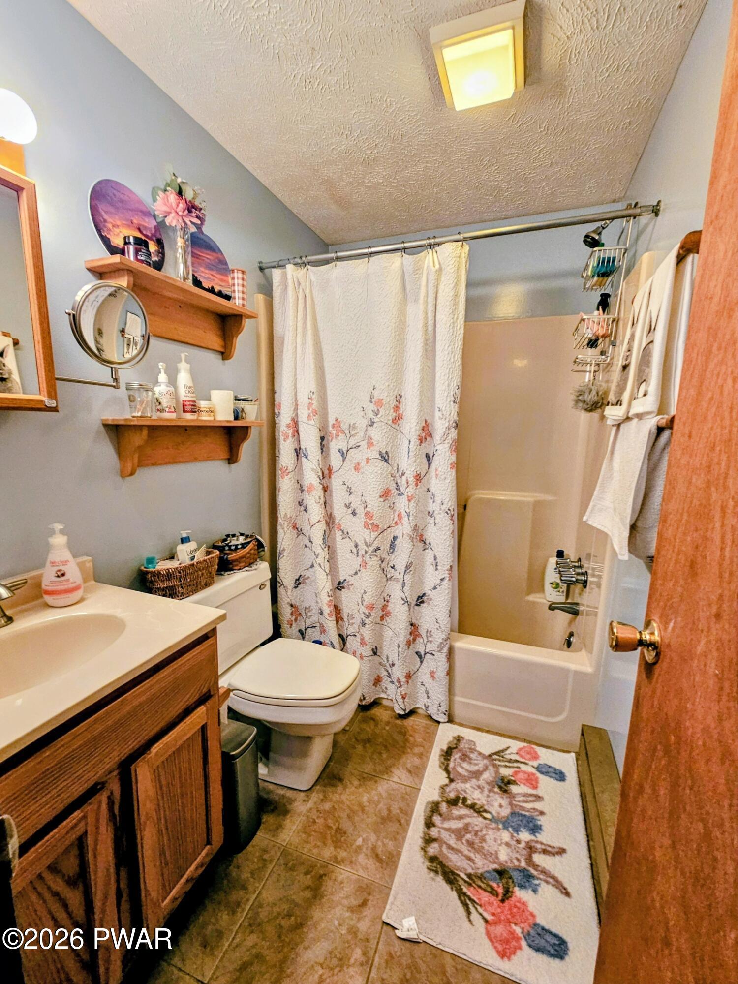 131 Lincoln Green Lane