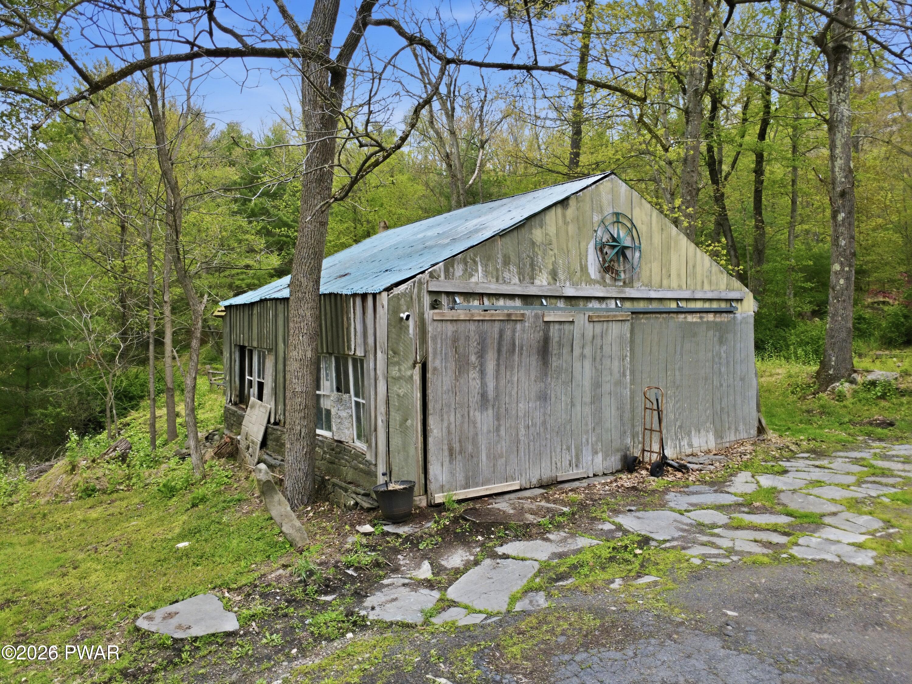 2127 Rt. 590