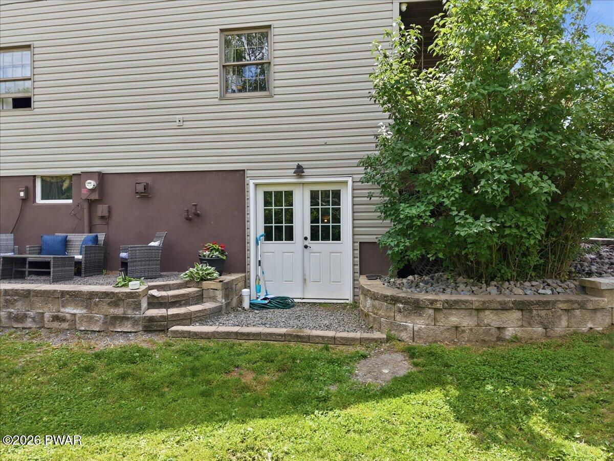 147 Minkon Drive