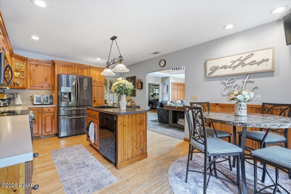 147 Minkon Drive