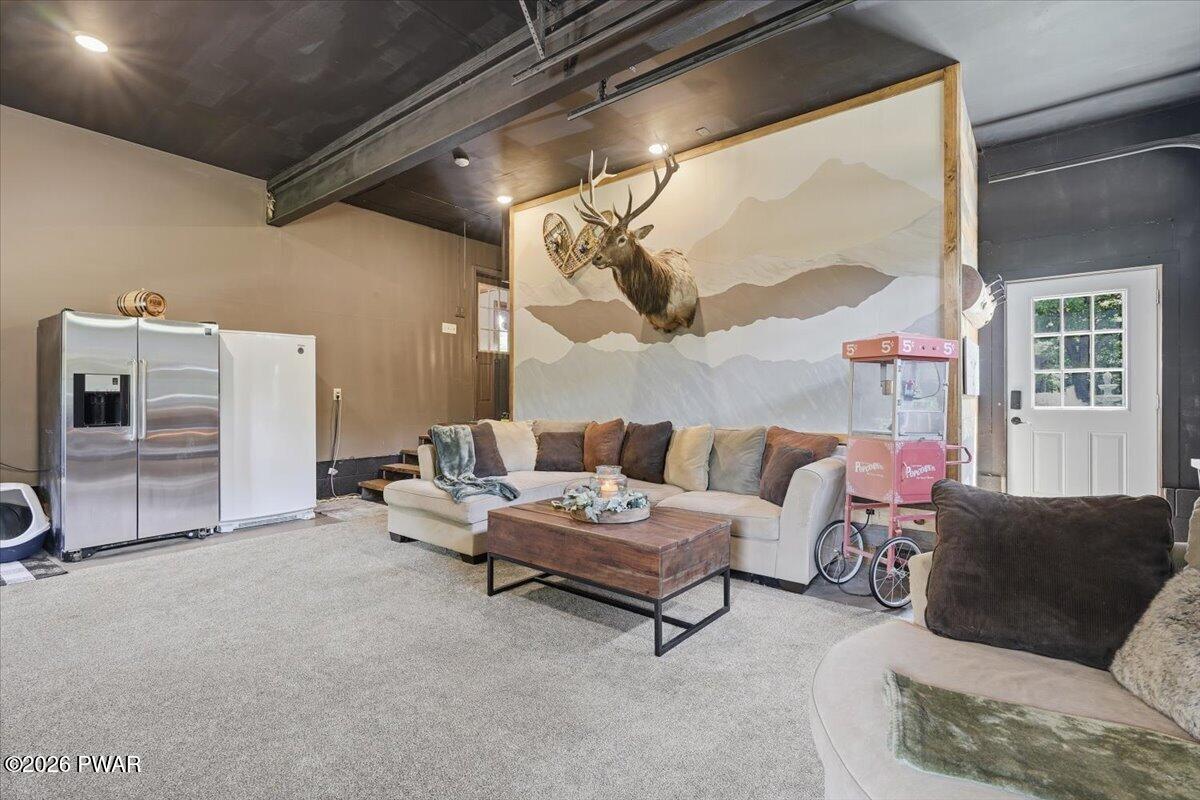 147 Minkon Drive