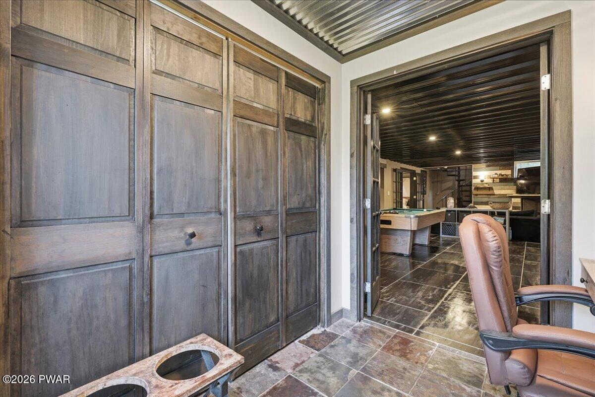 147 Minkon Drive