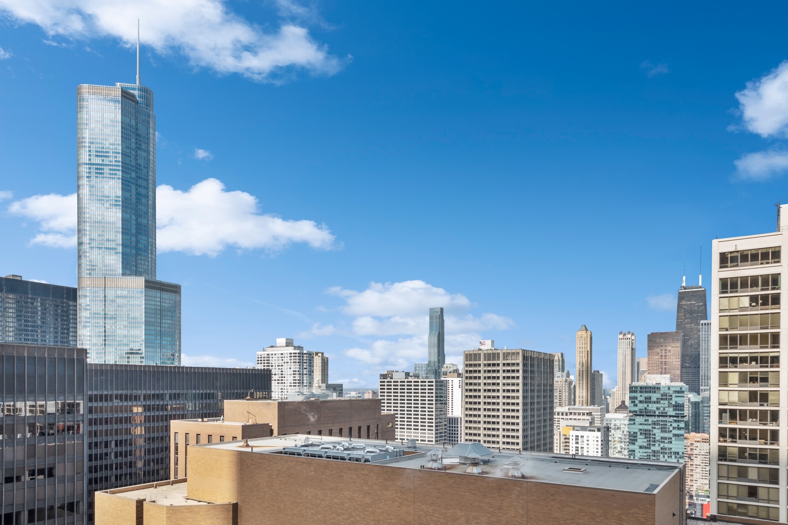 222 N Columbus Drive Unit: 3907