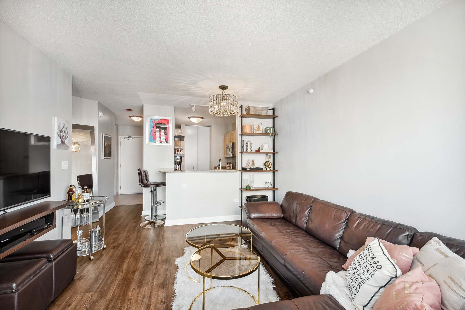 222 N Columbus Drive Unit: 3907