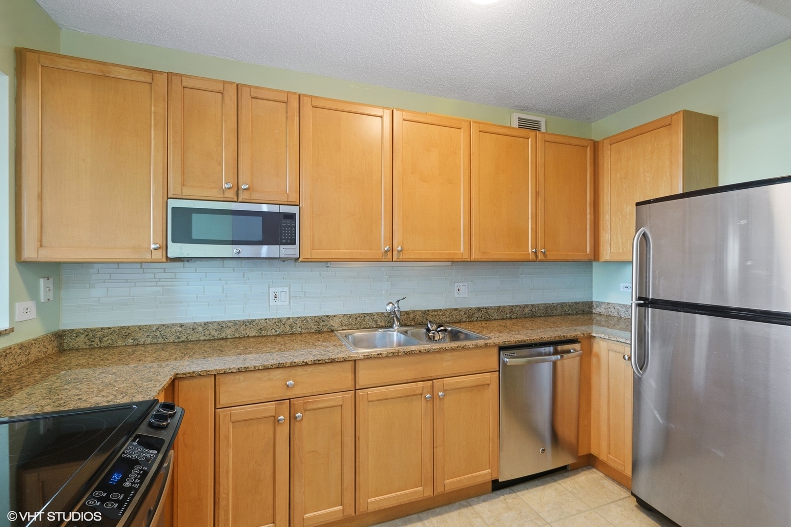400 N La Salle Drive Unit: 1701