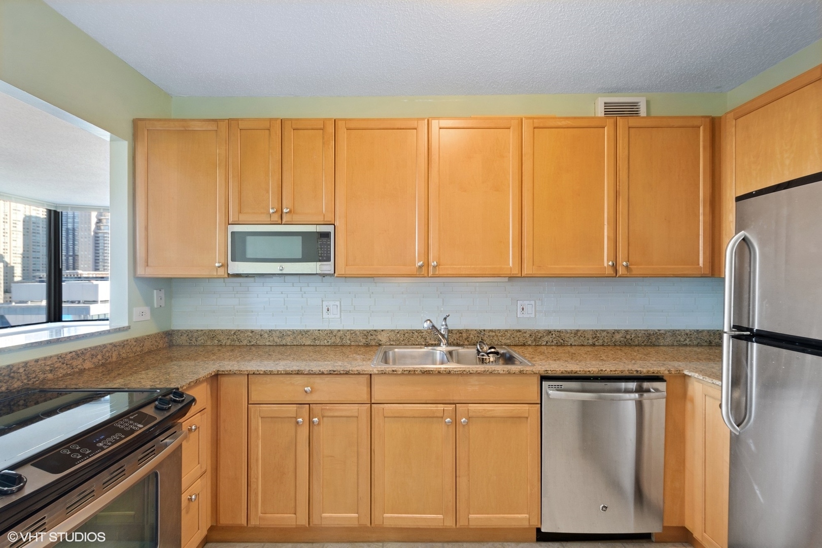 400 N La Salle Drive Unit: 1701