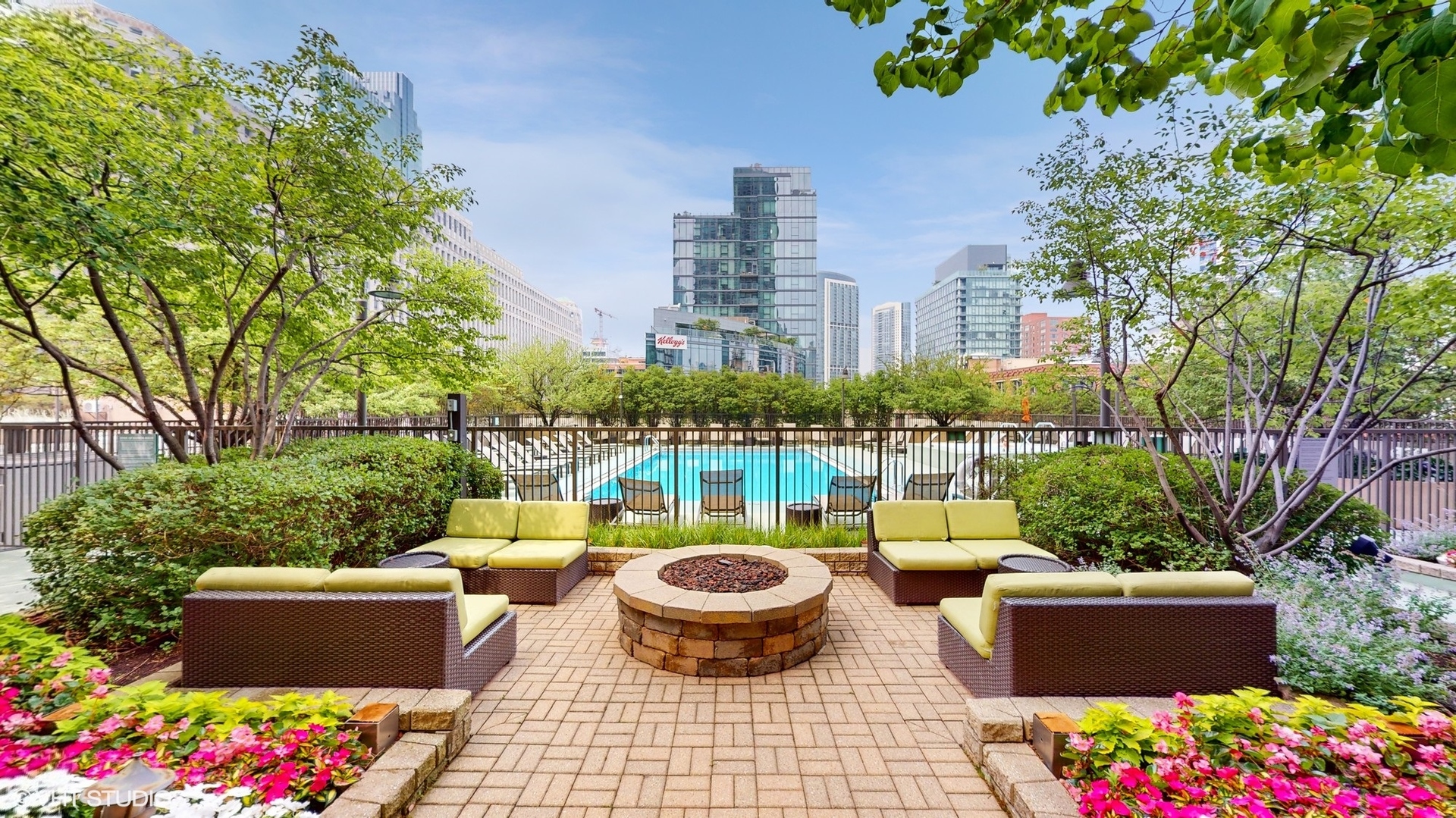 400 N La Salle Drive Unit: 1701