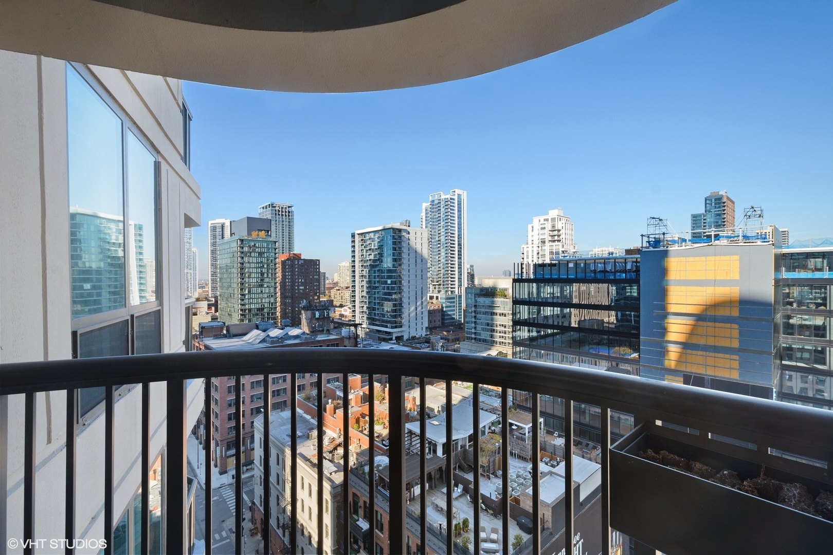400 N La Salle Drive Unit: 1701