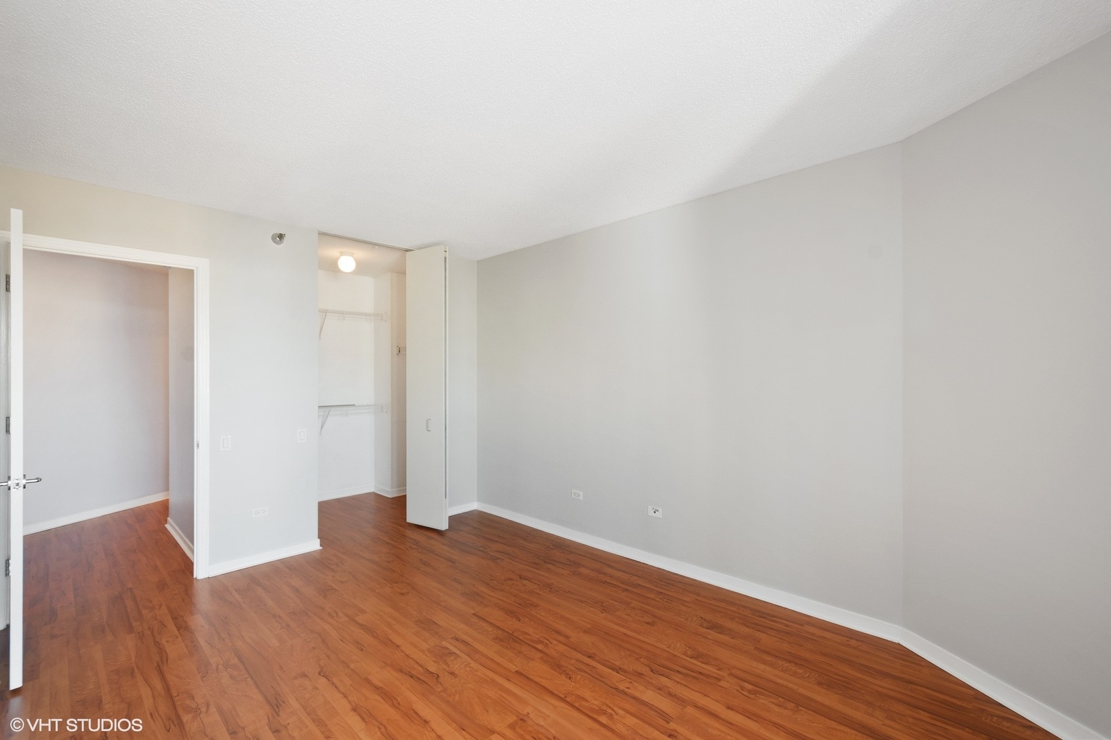400 N La Salle Drive Unit: 1701