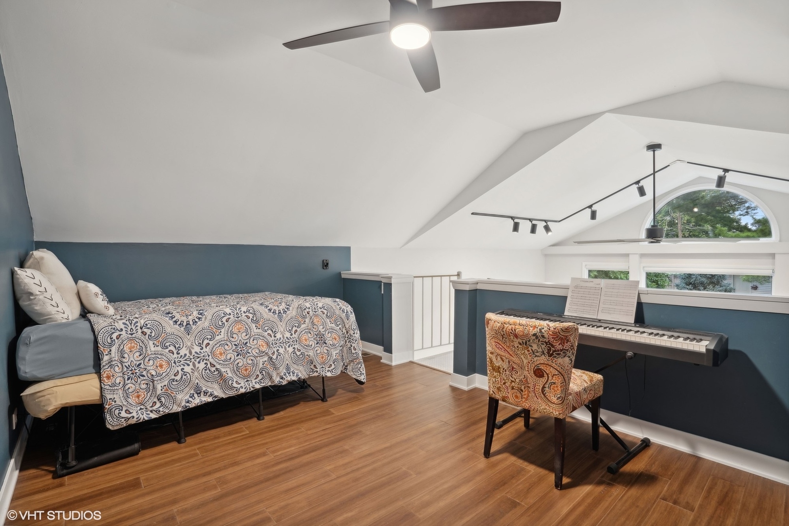 2804 Elm Street