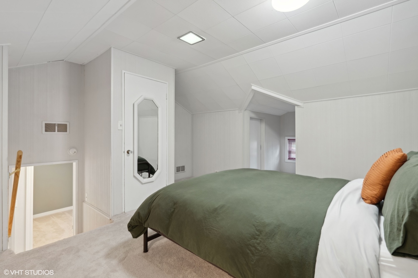 2804 Elm Street