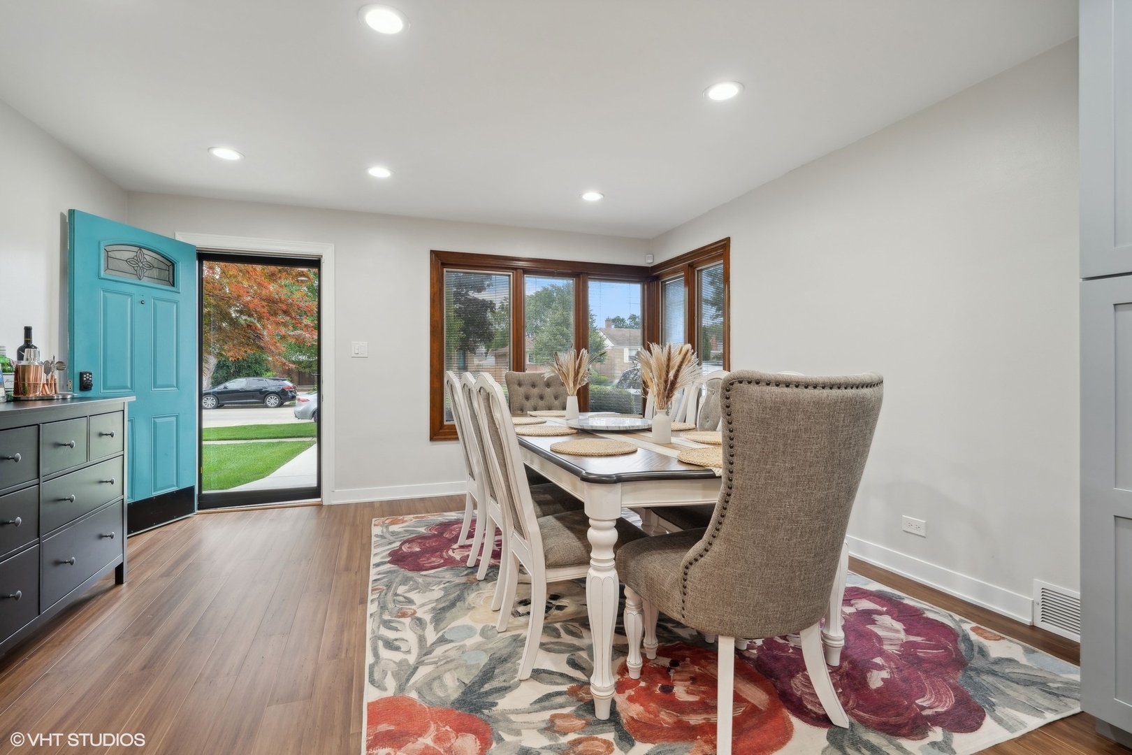 2804 Elm Street
