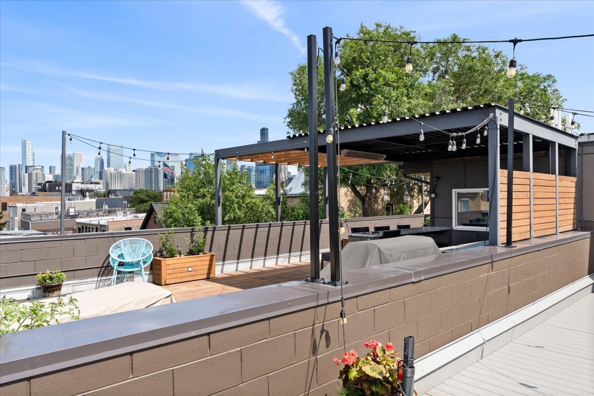 1339 W Ancona Street