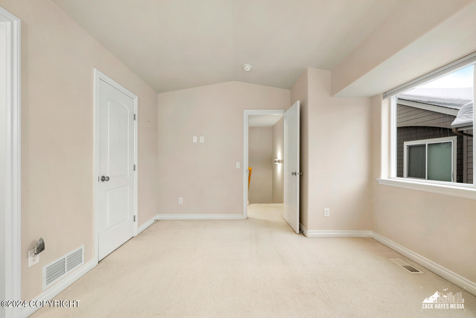 643 Pacific Place # 4 Unit: #4