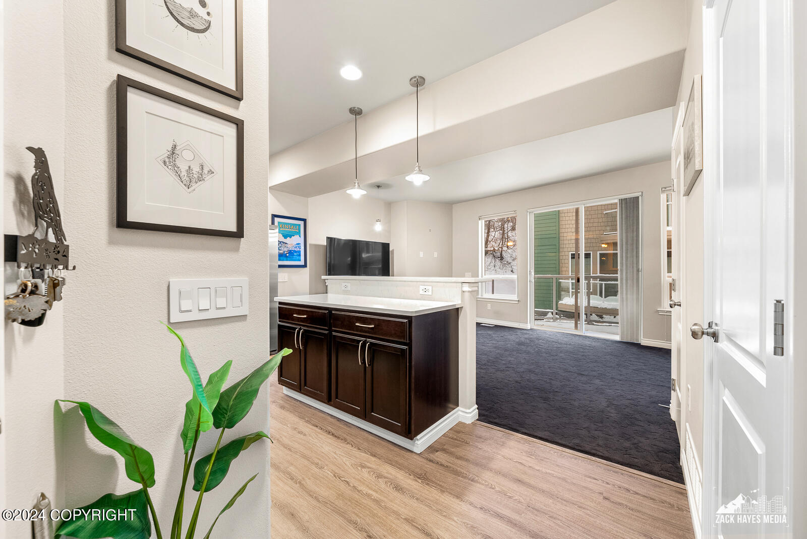 643 Pacific Place # 4 Unit: #4