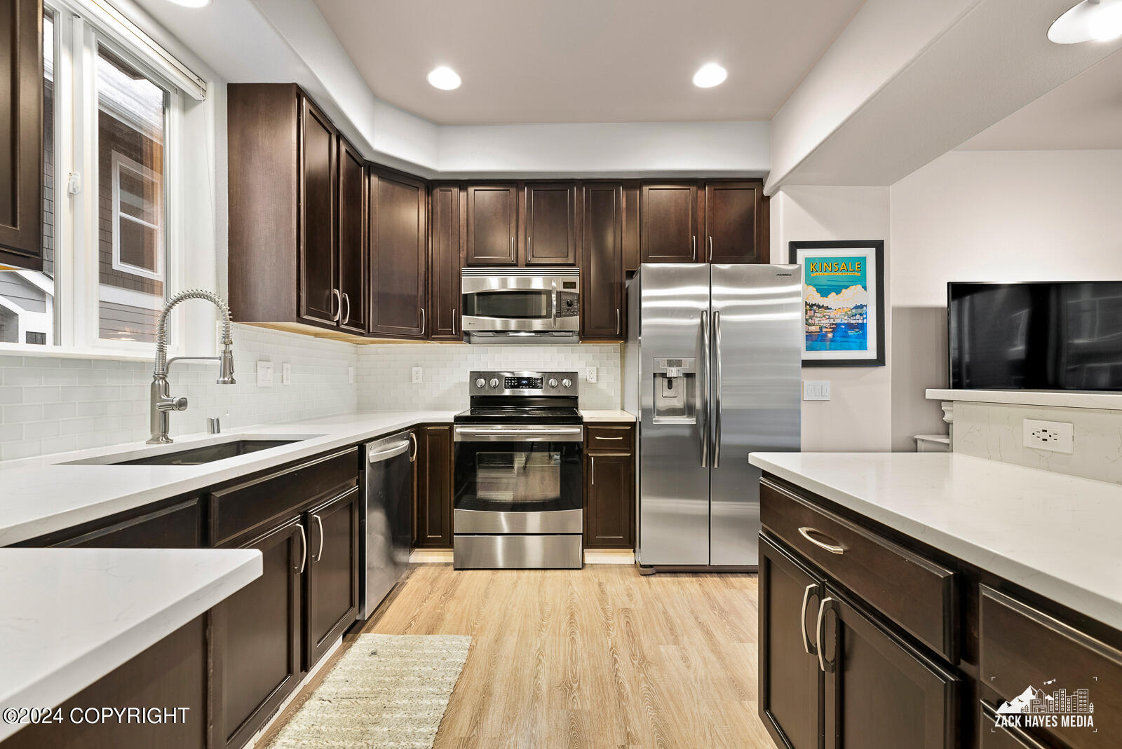 643 Pacific Place # 4 Unit: #4