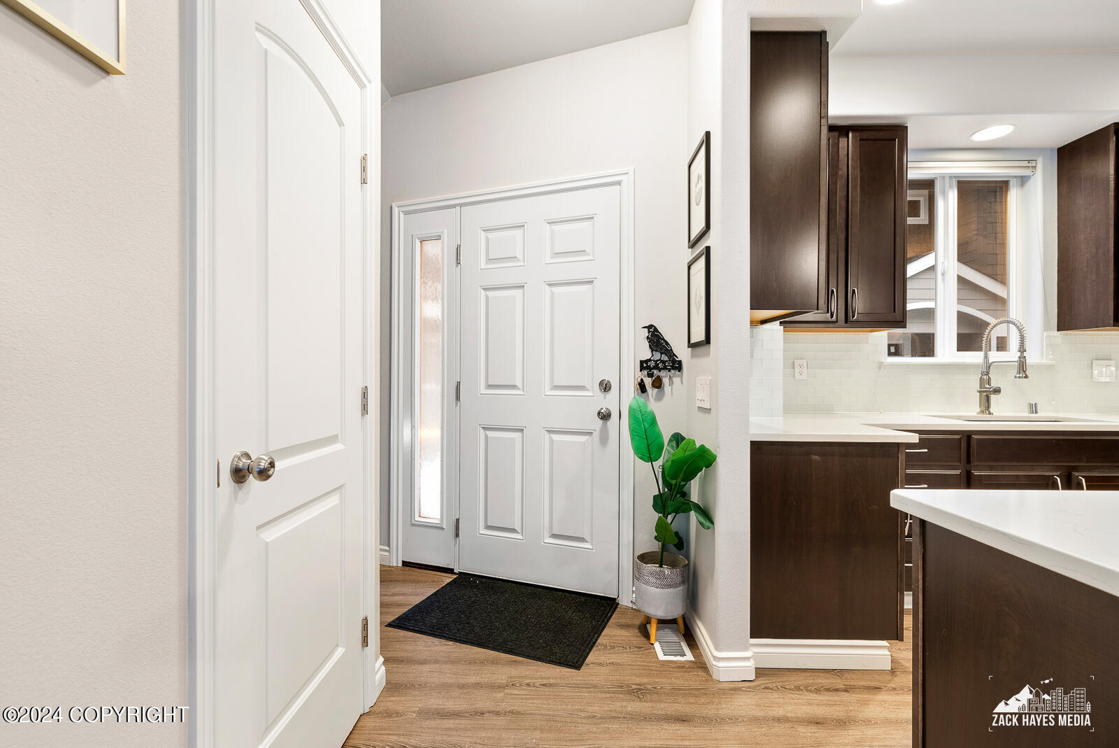 643 Pacific Place # 4 Unit: #4