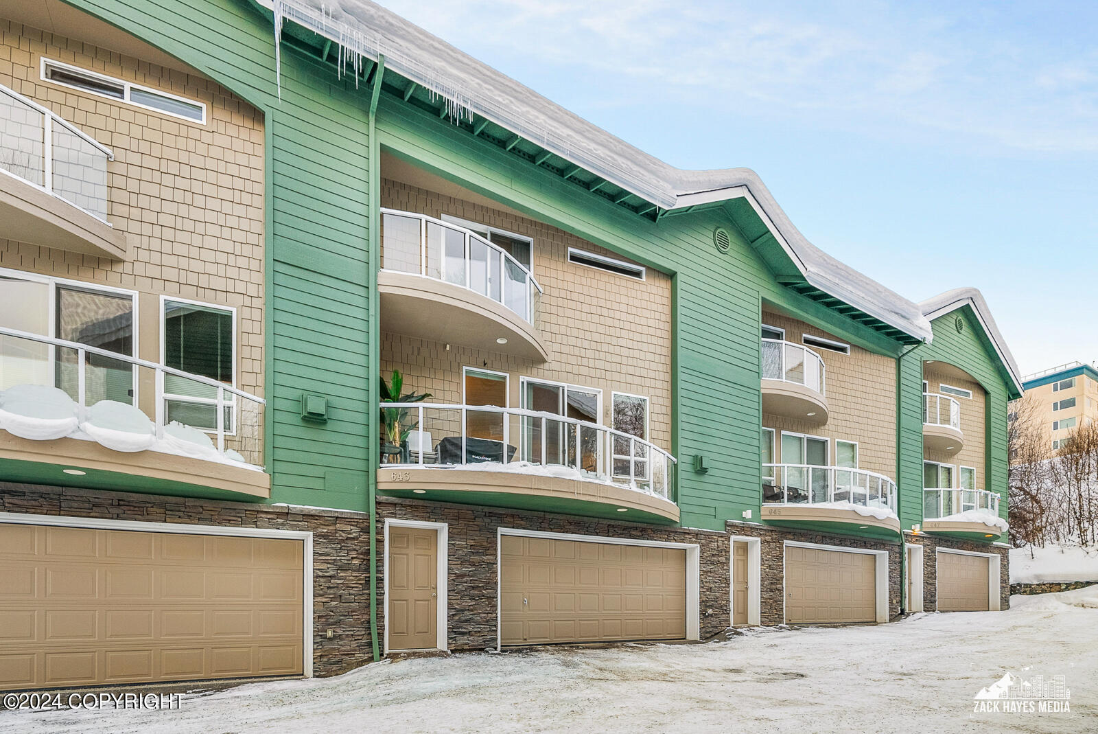 643 Pacific Place # 4 Unit: #4