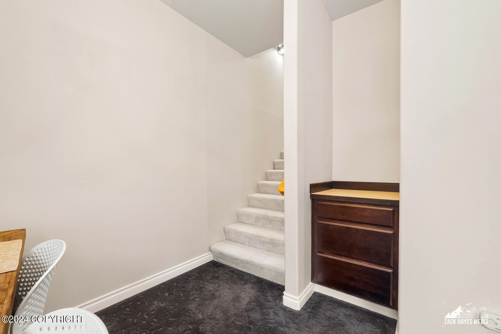 643 Pacific Place # 4 Unit: #4