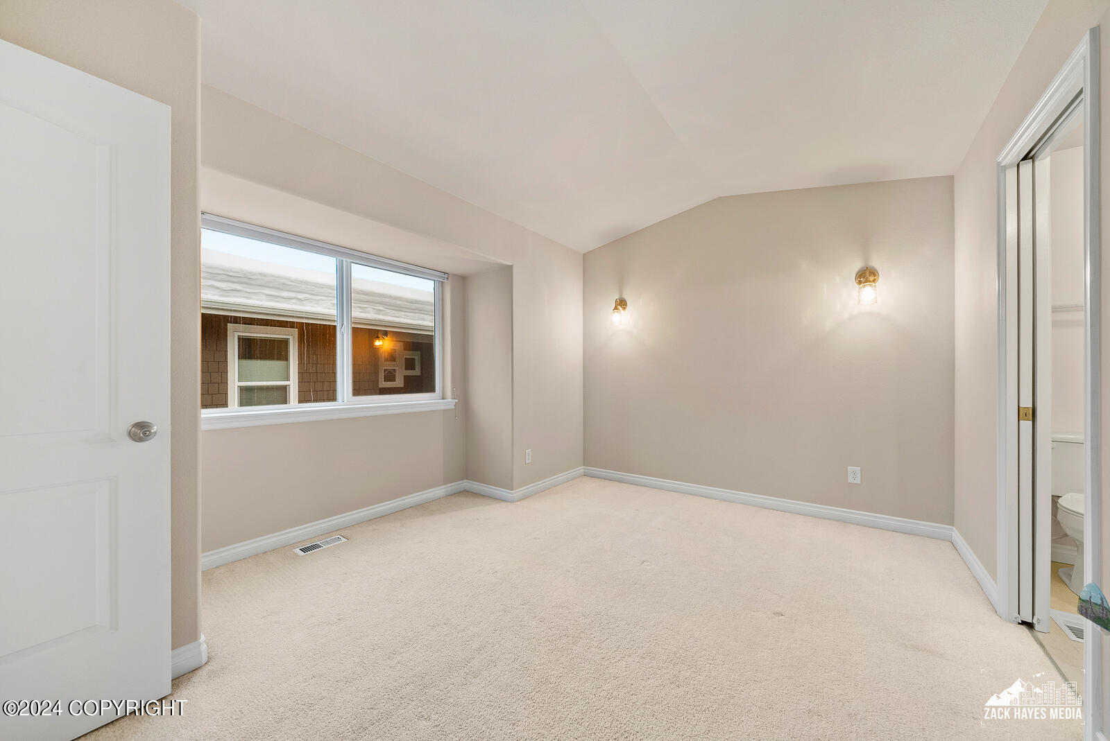 643 Pacific Place # 4 Unit: #4