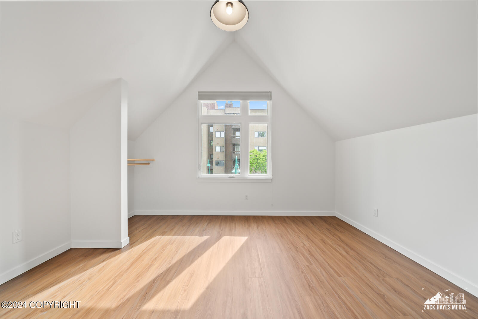 1110 Cordova Street # 3 Unit: #3