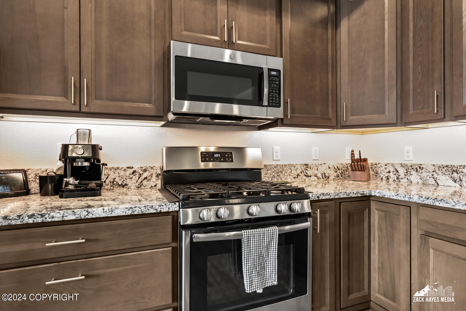 7698 E Sandstone Drive