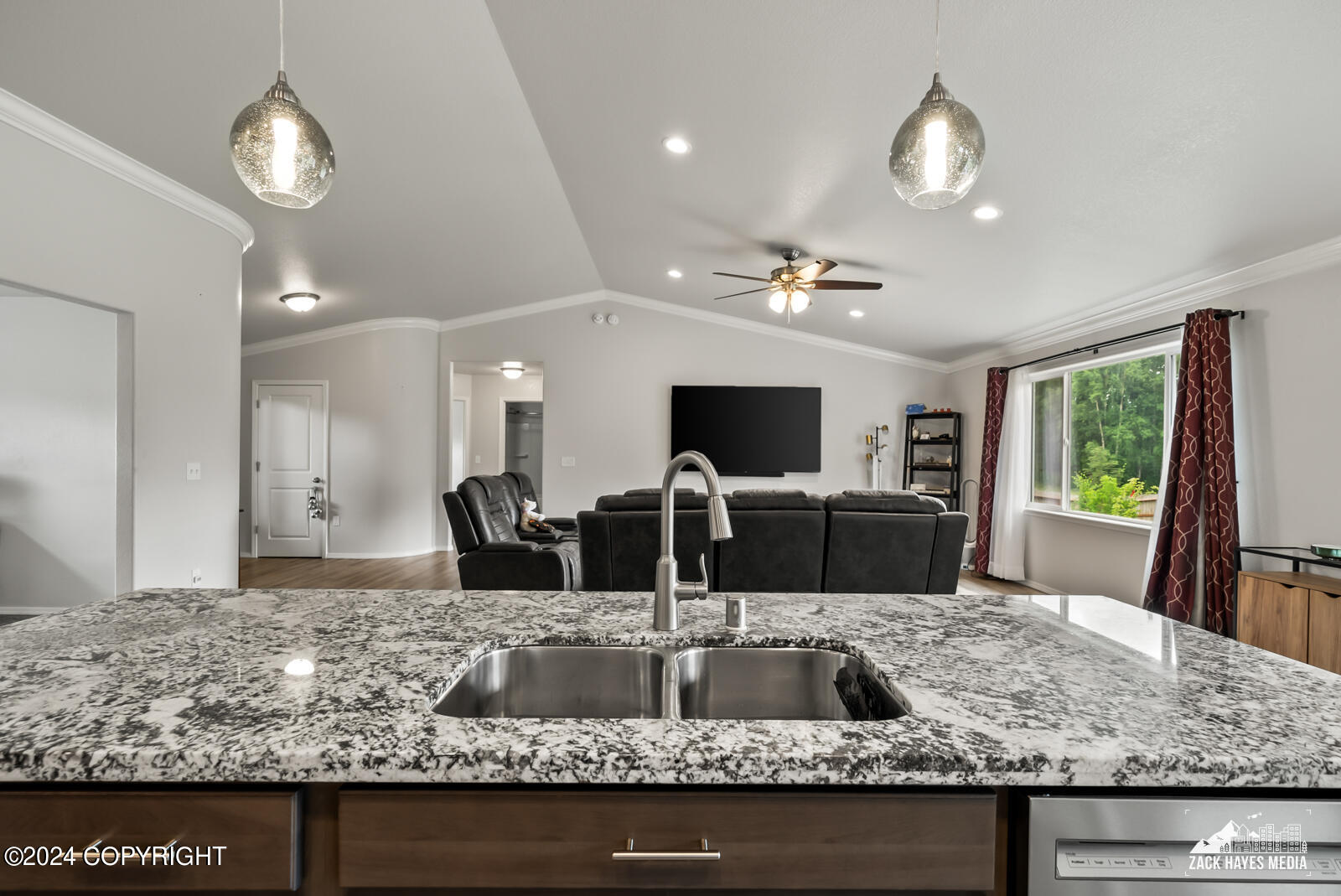 7698 E Sandstone Drive