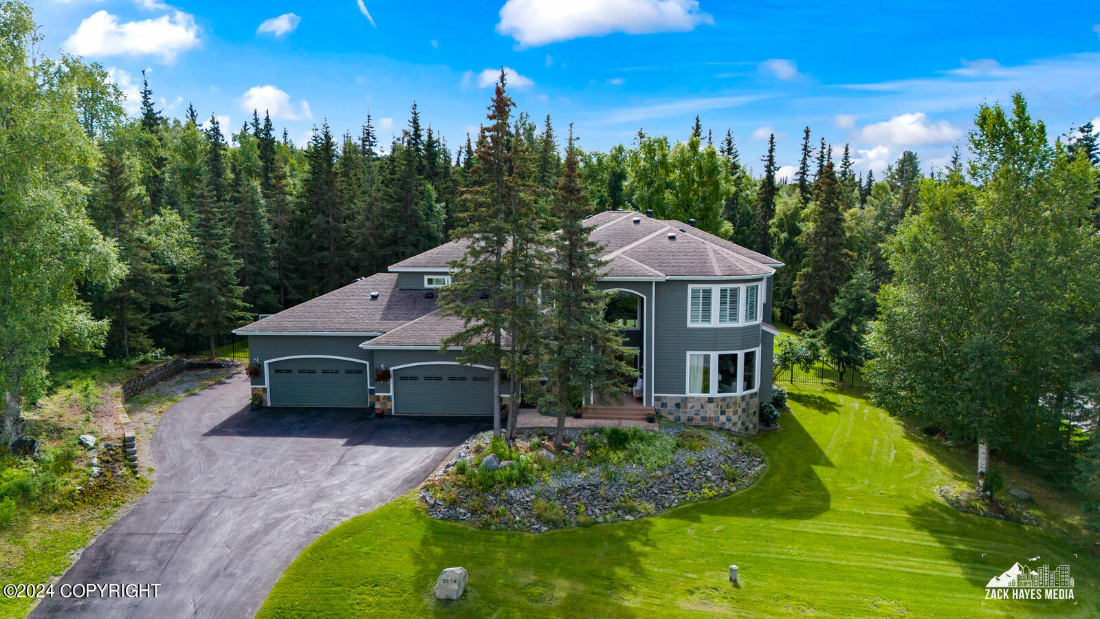 5578 Heritage Heights Drive