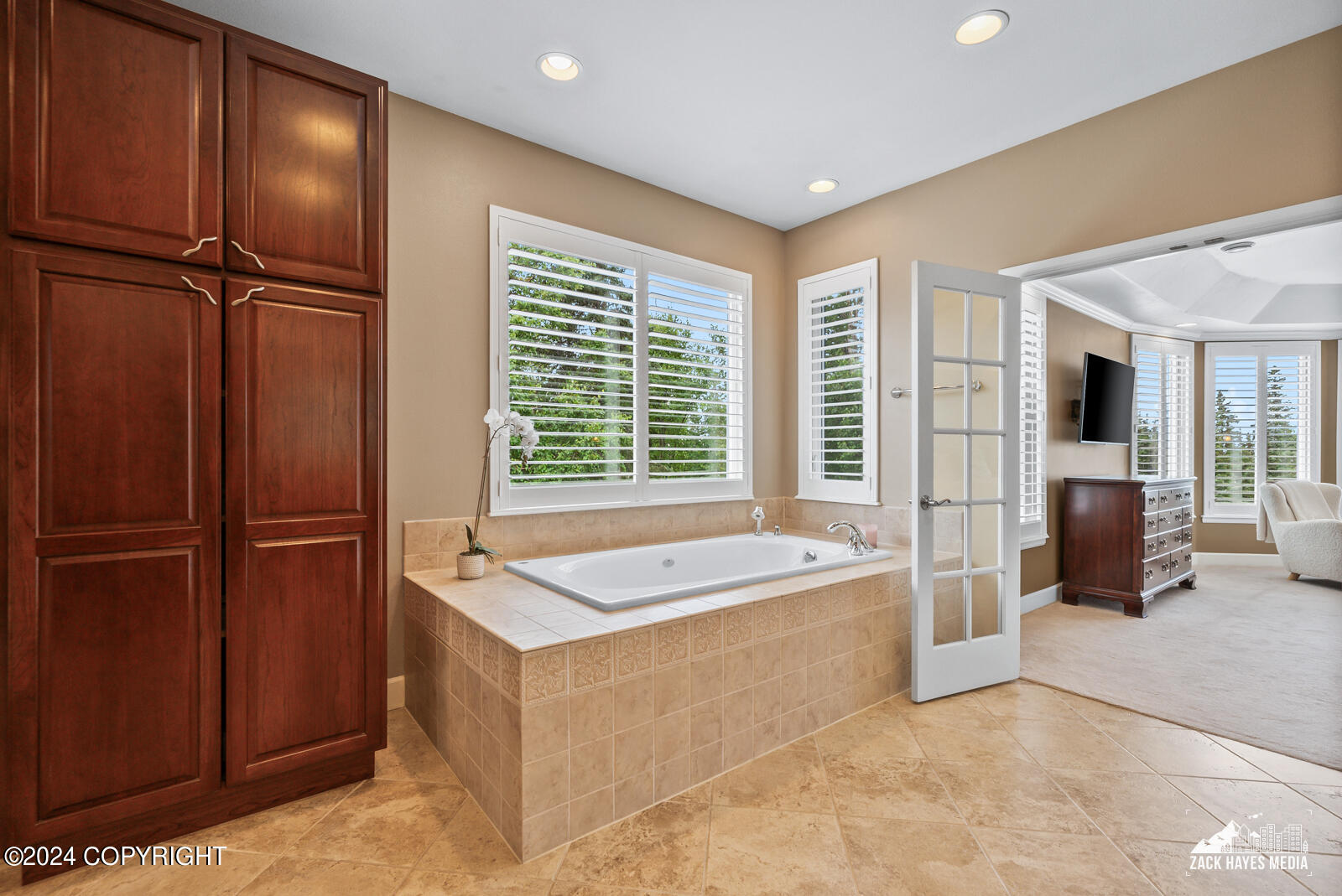 5578 Heritage Heights Drive