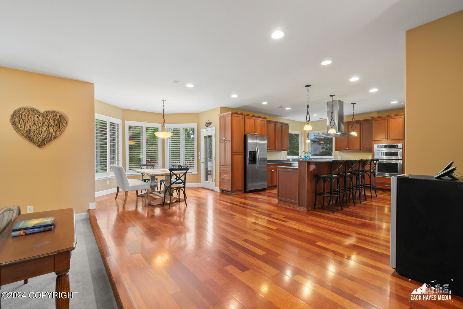 5578 Heritage Heights Drive