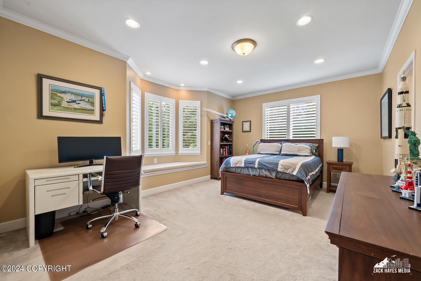 5578 Heritage Heights Drive