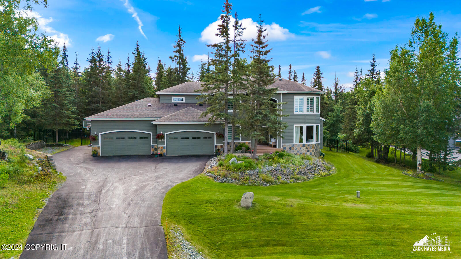 5578 Heritage Heights Drive