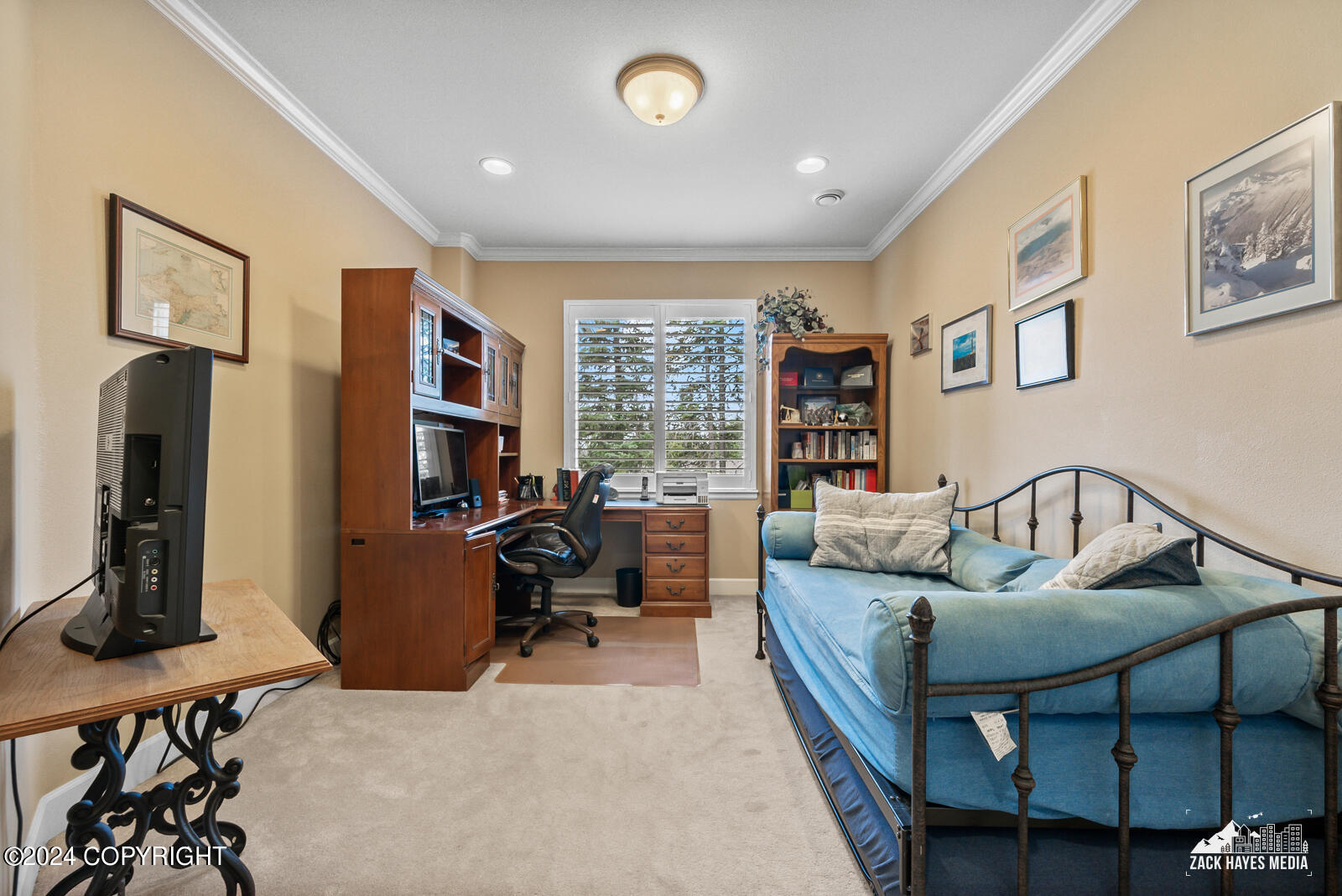 5578 Heritage Heights Drive