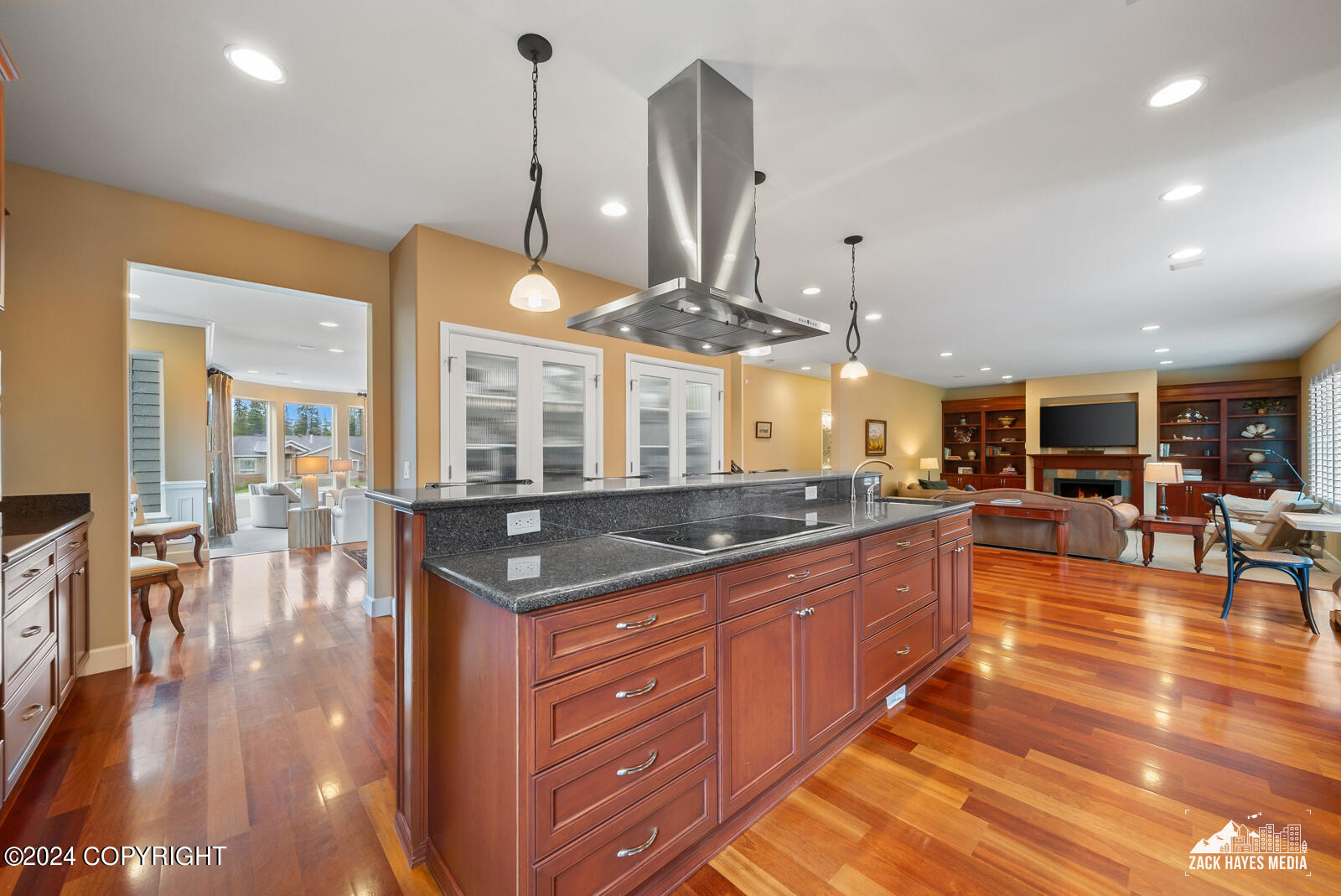 5578 Heritage Heights Drive