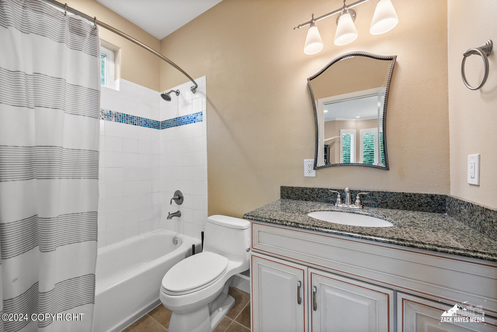 5578 Heritage Heights Drive