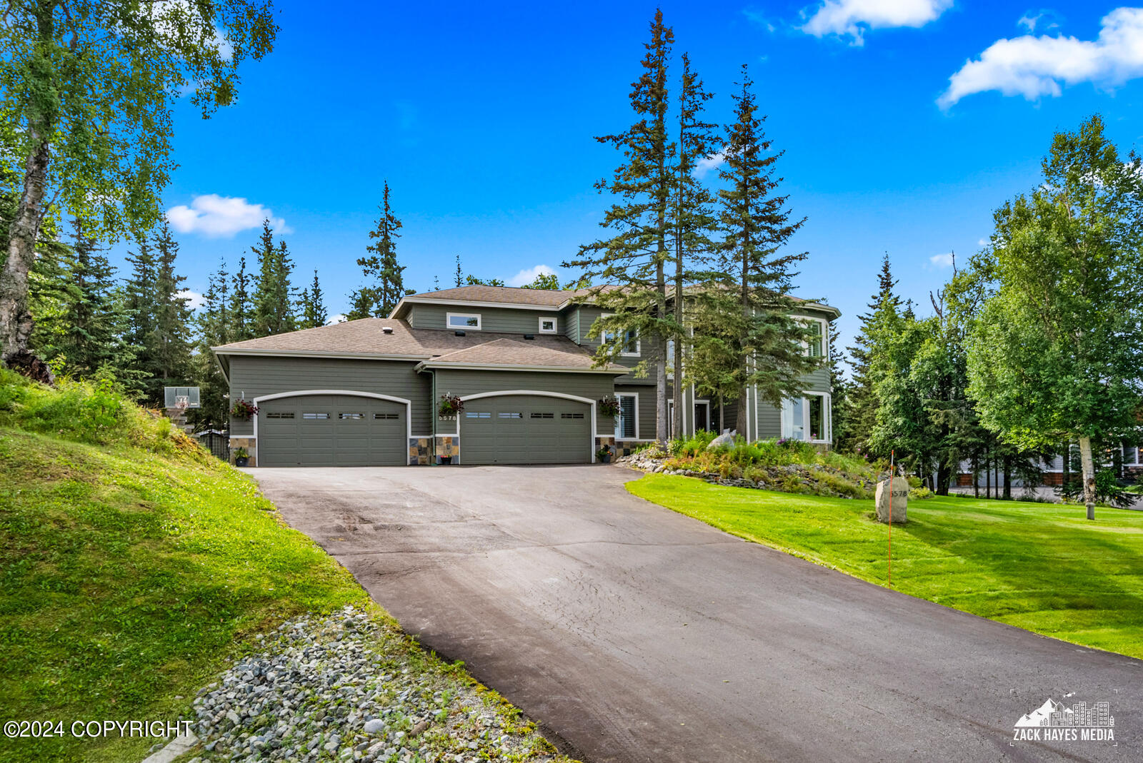 5578 Heritage Heights Drive
