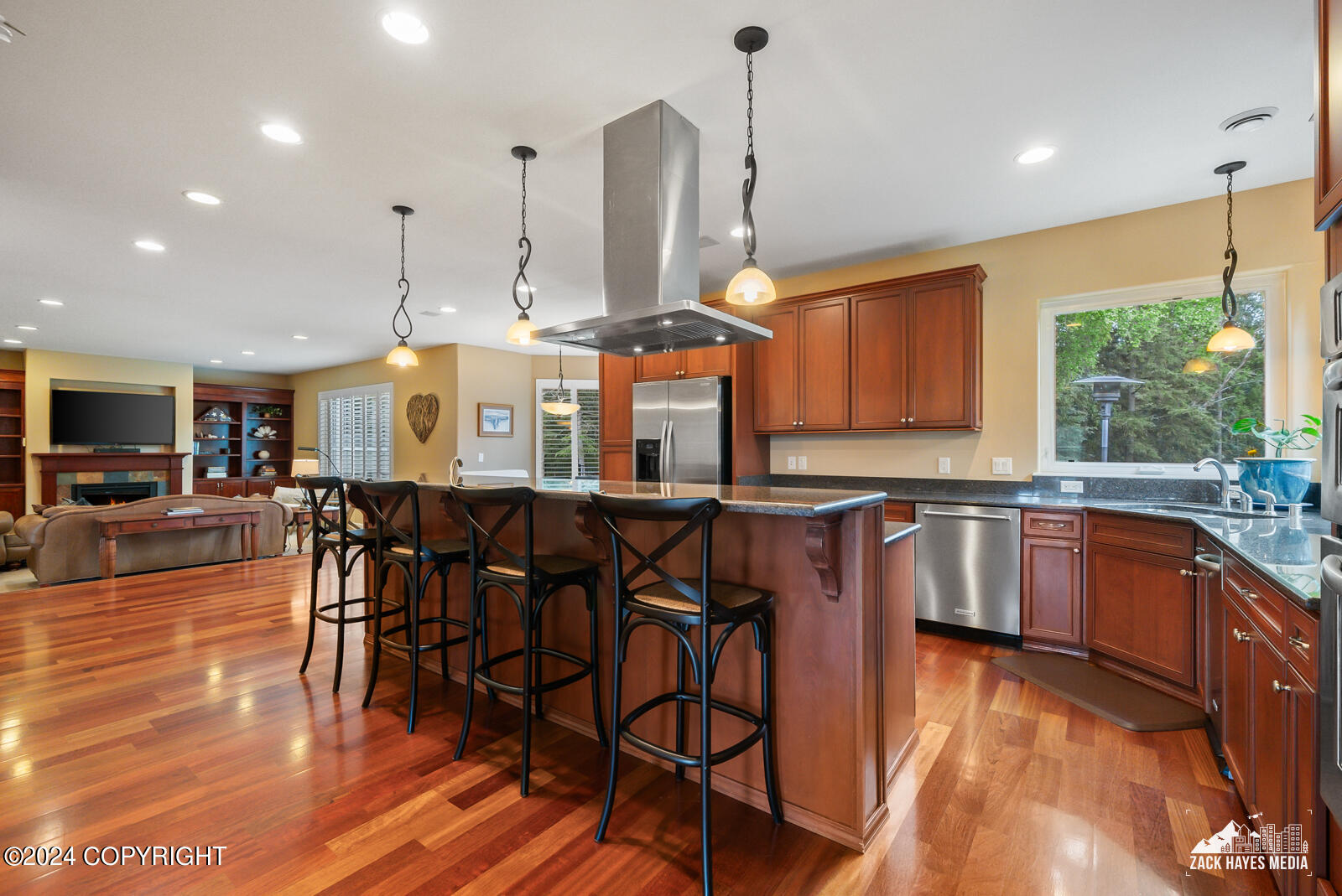 5578 Heritage Heights Drive