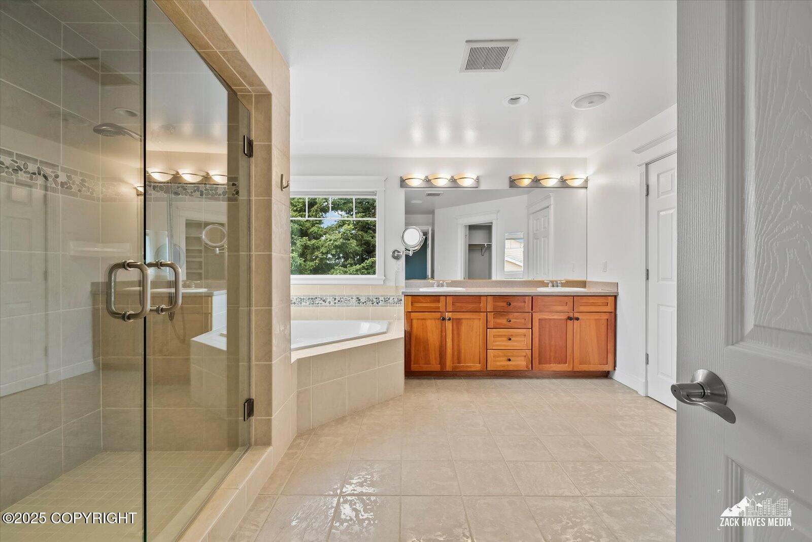 15827 Noble Point Drive