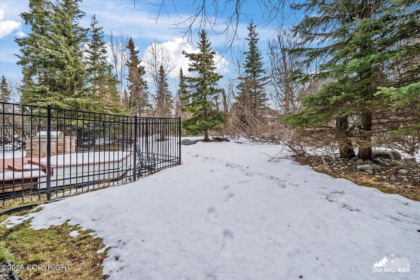 15827 Noble Point Drive