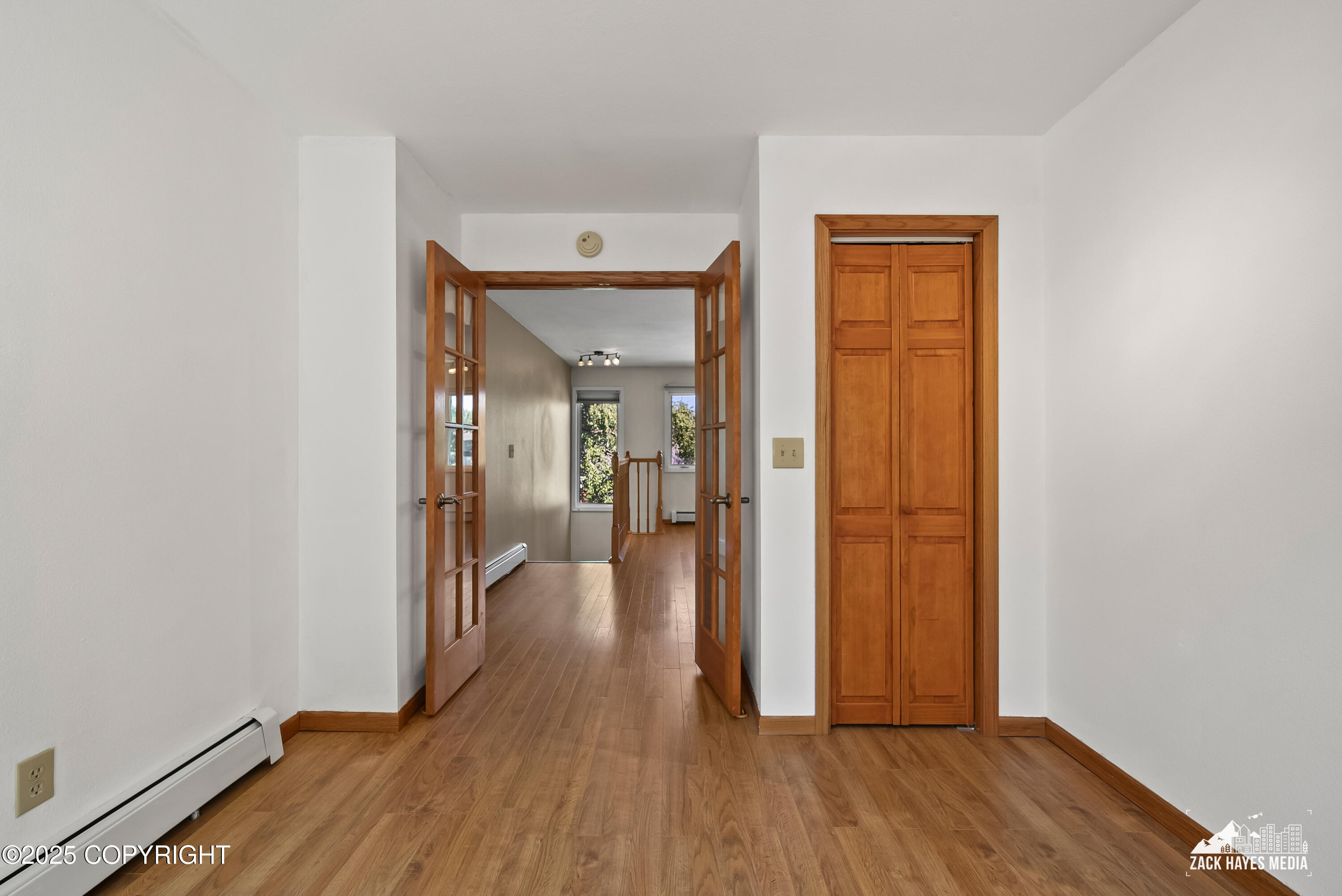 2044 Stonegate Circle