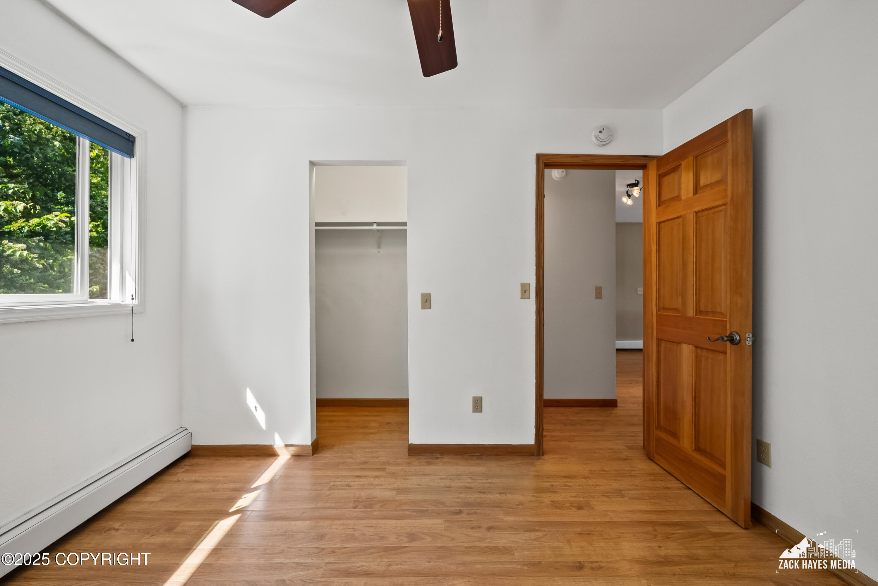 2044 Stonegate Circle