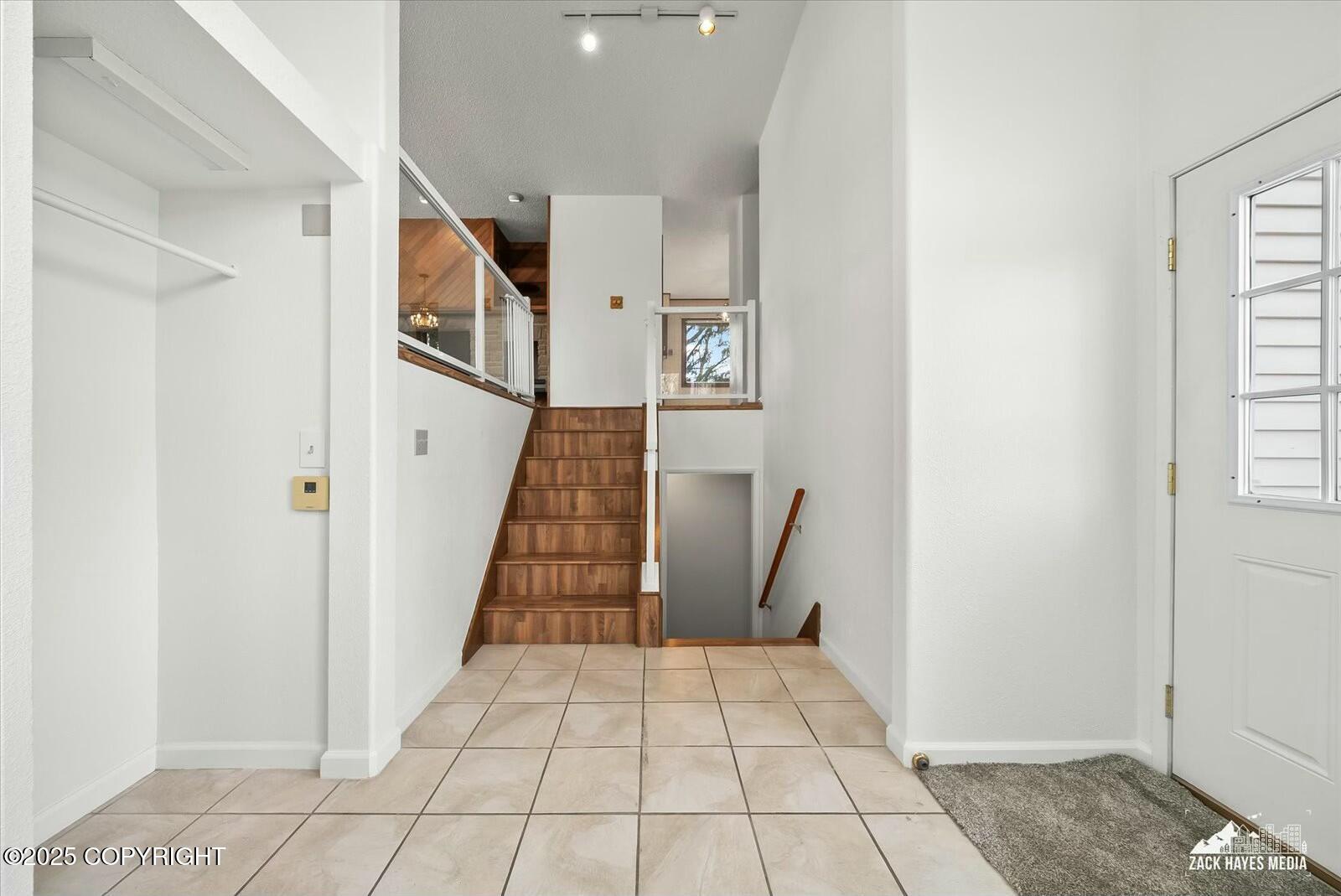 1521 Cache Drive