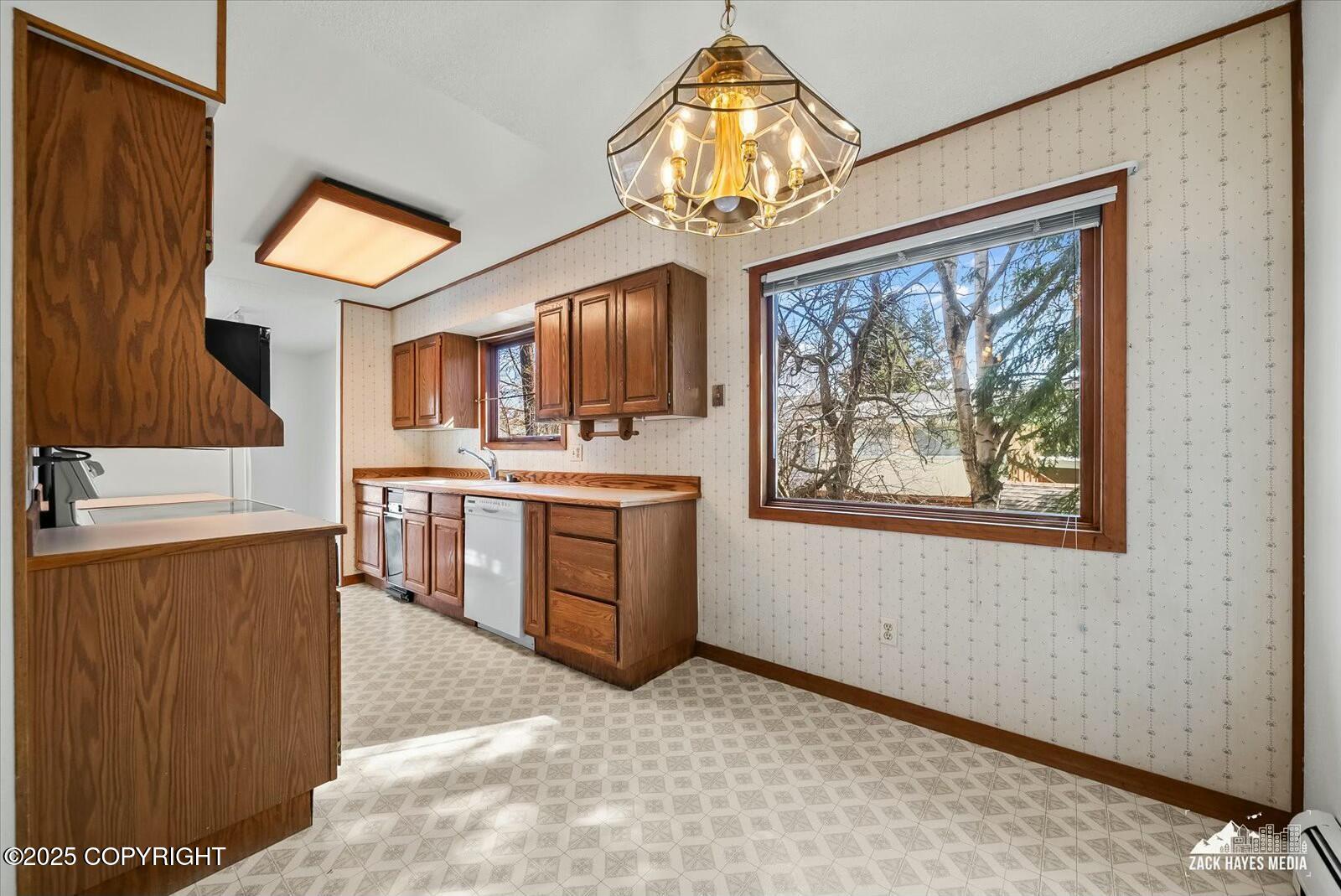 1521 Cache Drive