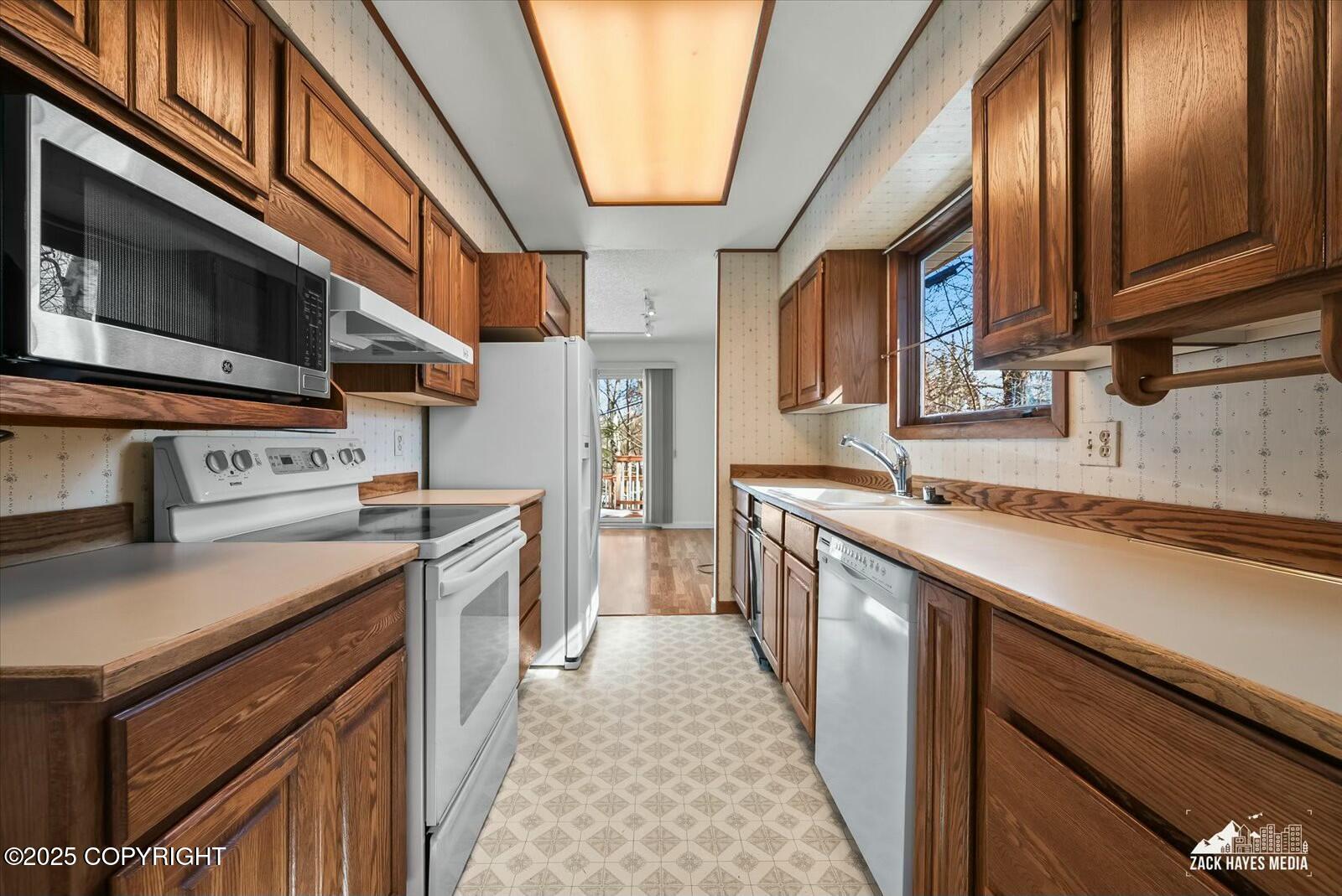 1521 Cache Drive