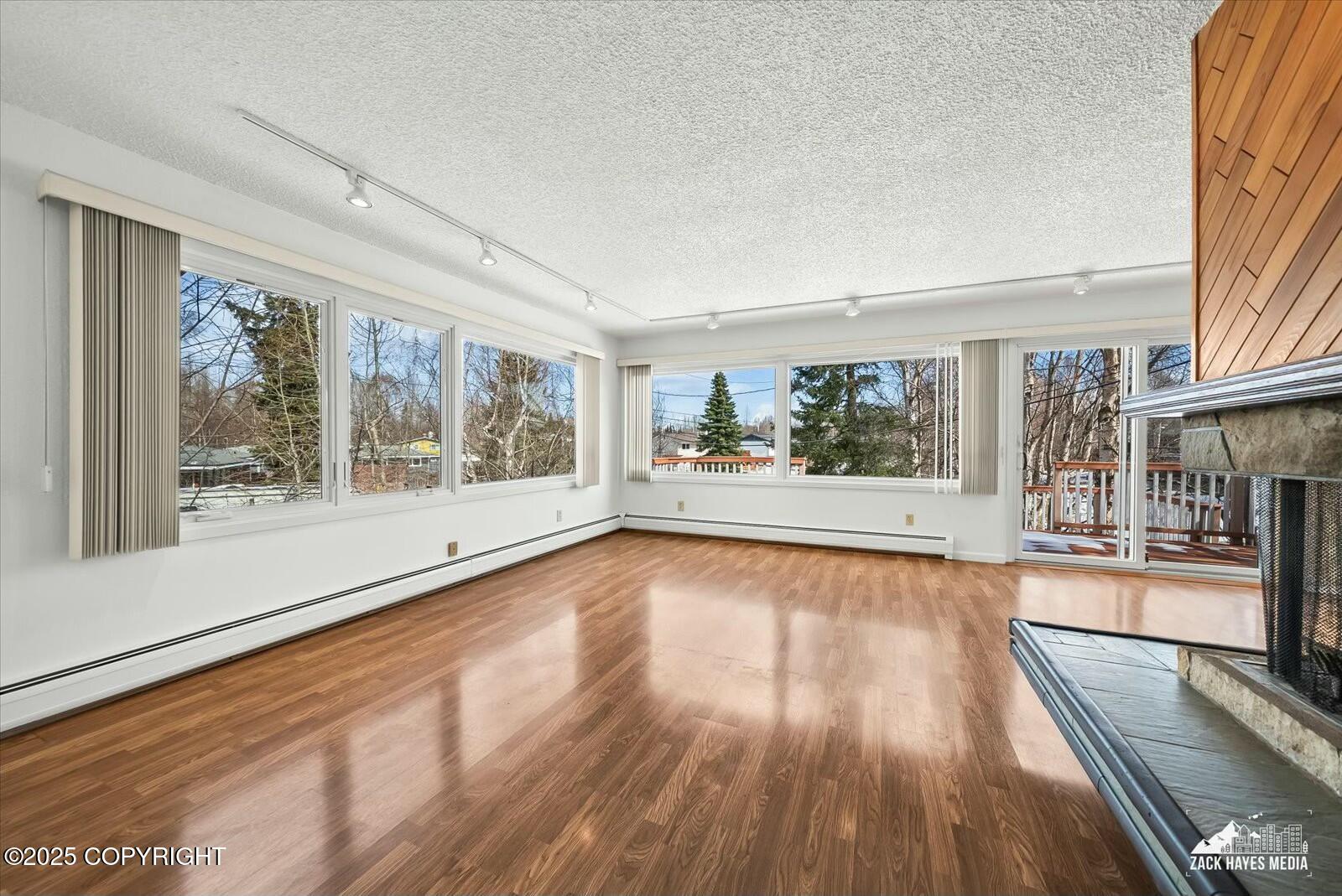 1521 Cache Drive