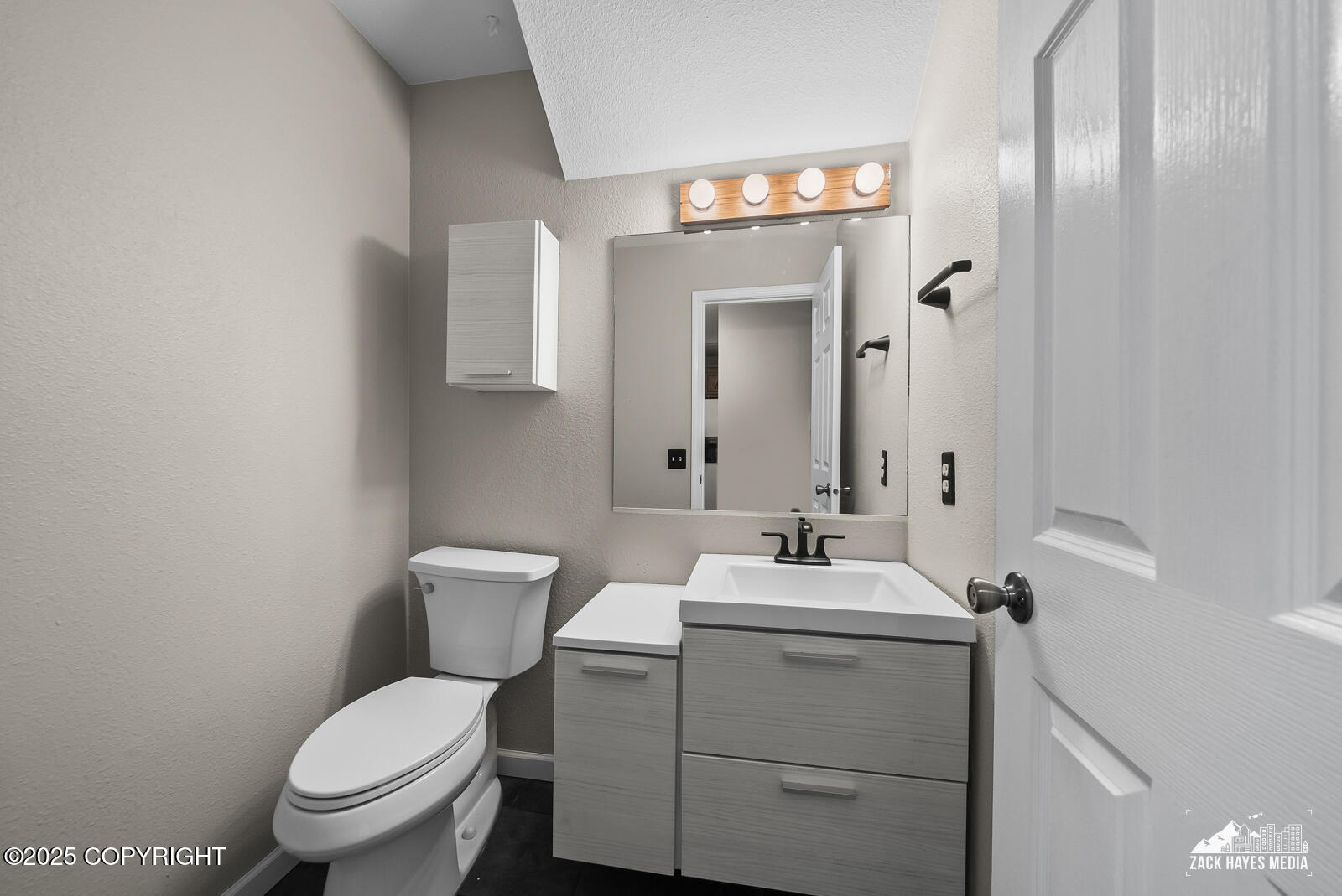 3236 Eastgate Place # 18 Unit: #18