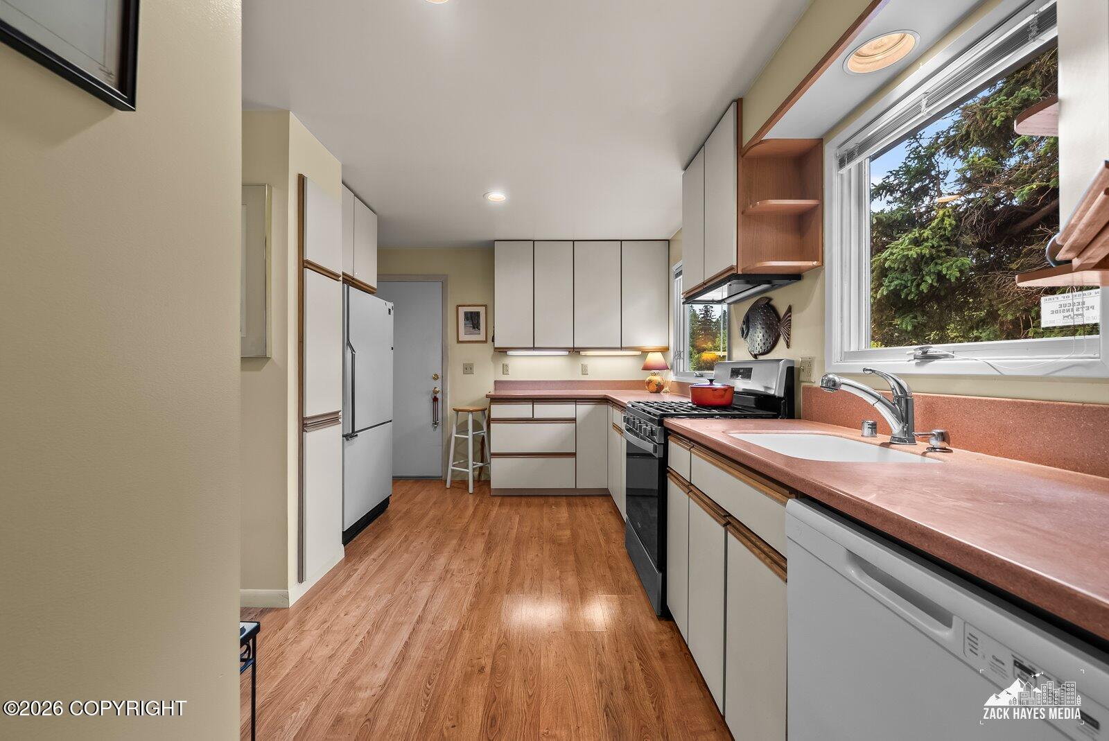 2601 Saint Elias Drive