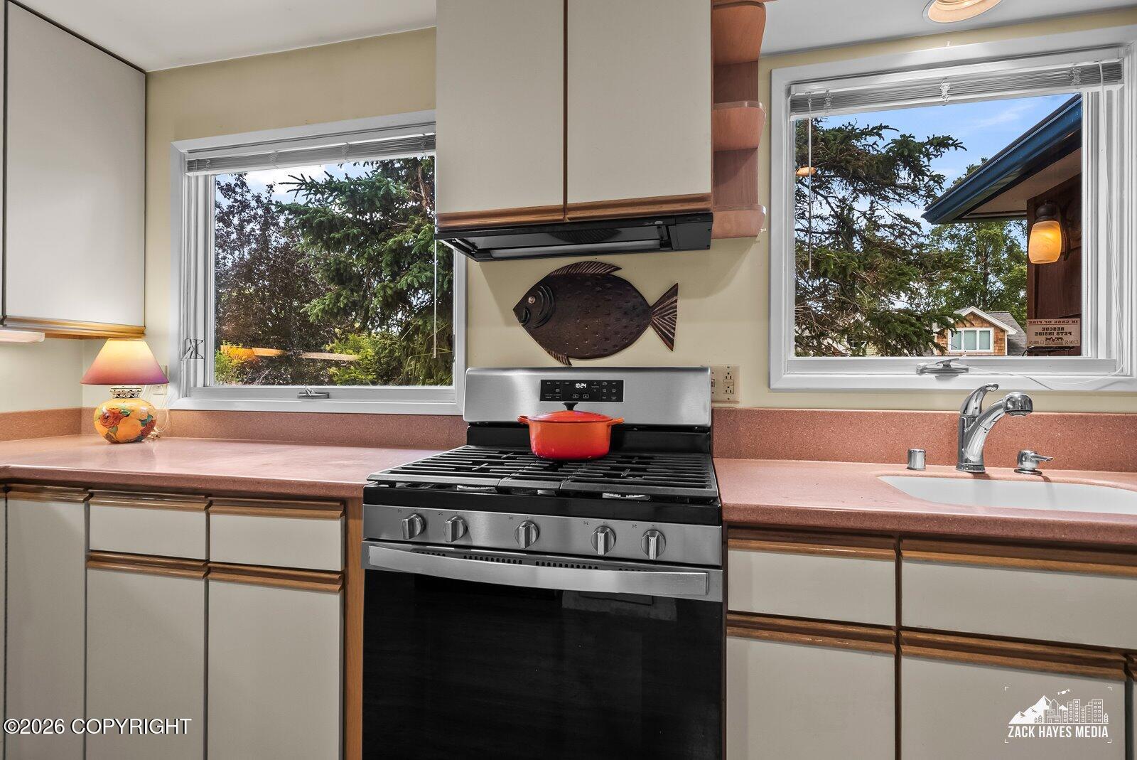 2601 Saint Elias Drive